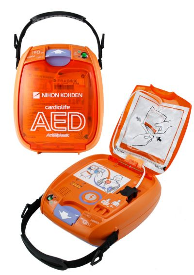 AED 3100 Defibrillator Nihon Kohden